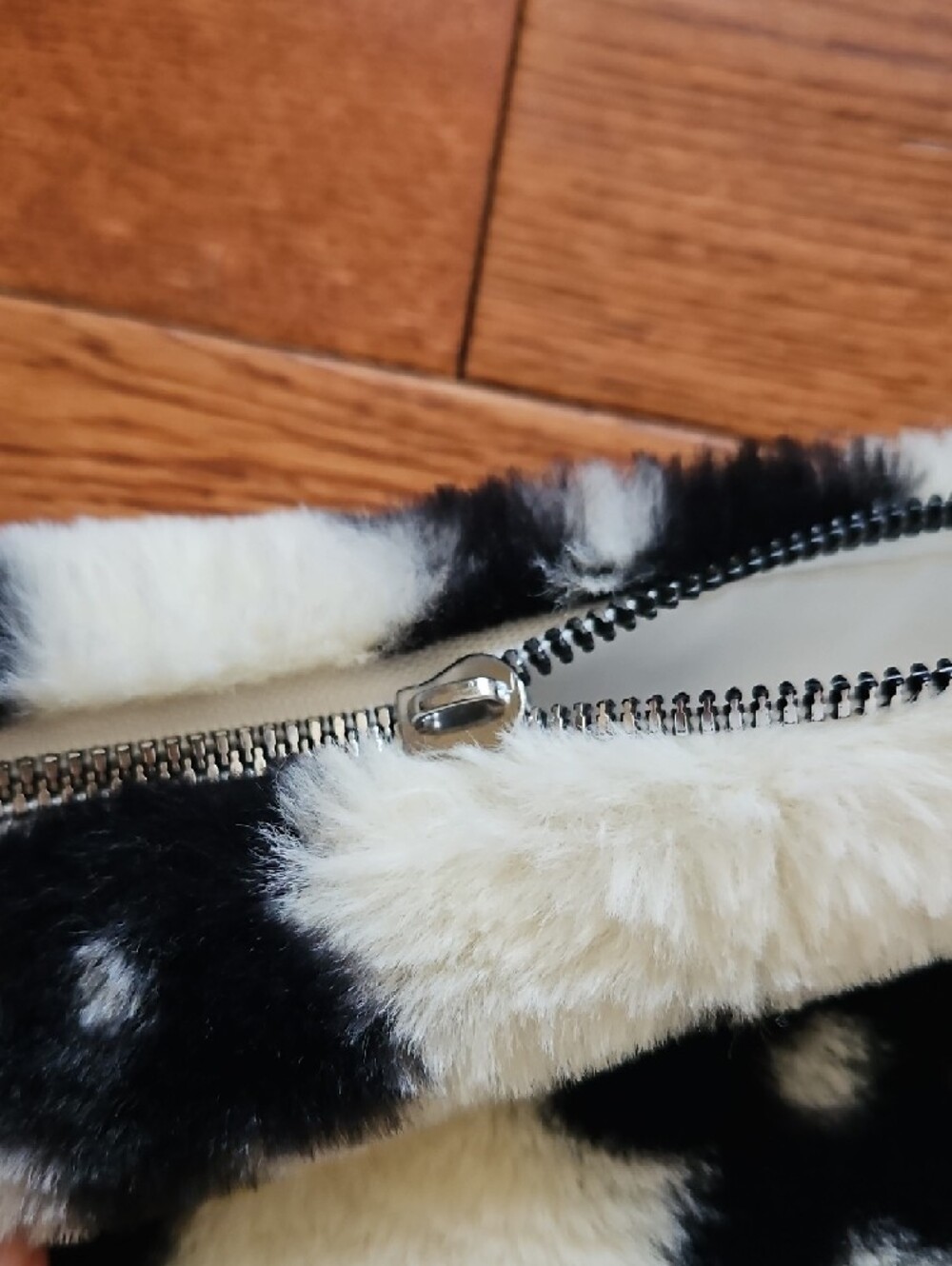 Faux Fur Flower Print Shoulder Bag in Black & Cream - Picture 2 of 5